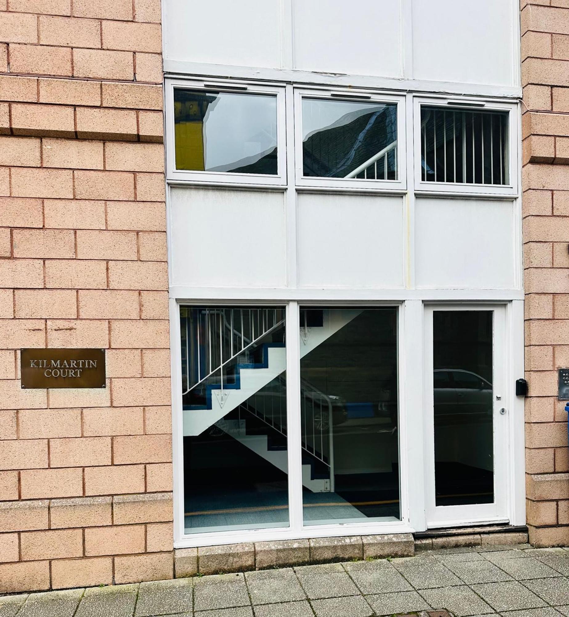 Kilmartin Court - No3 By The Sea & No2 With A View - Free Parking Apartment Oban