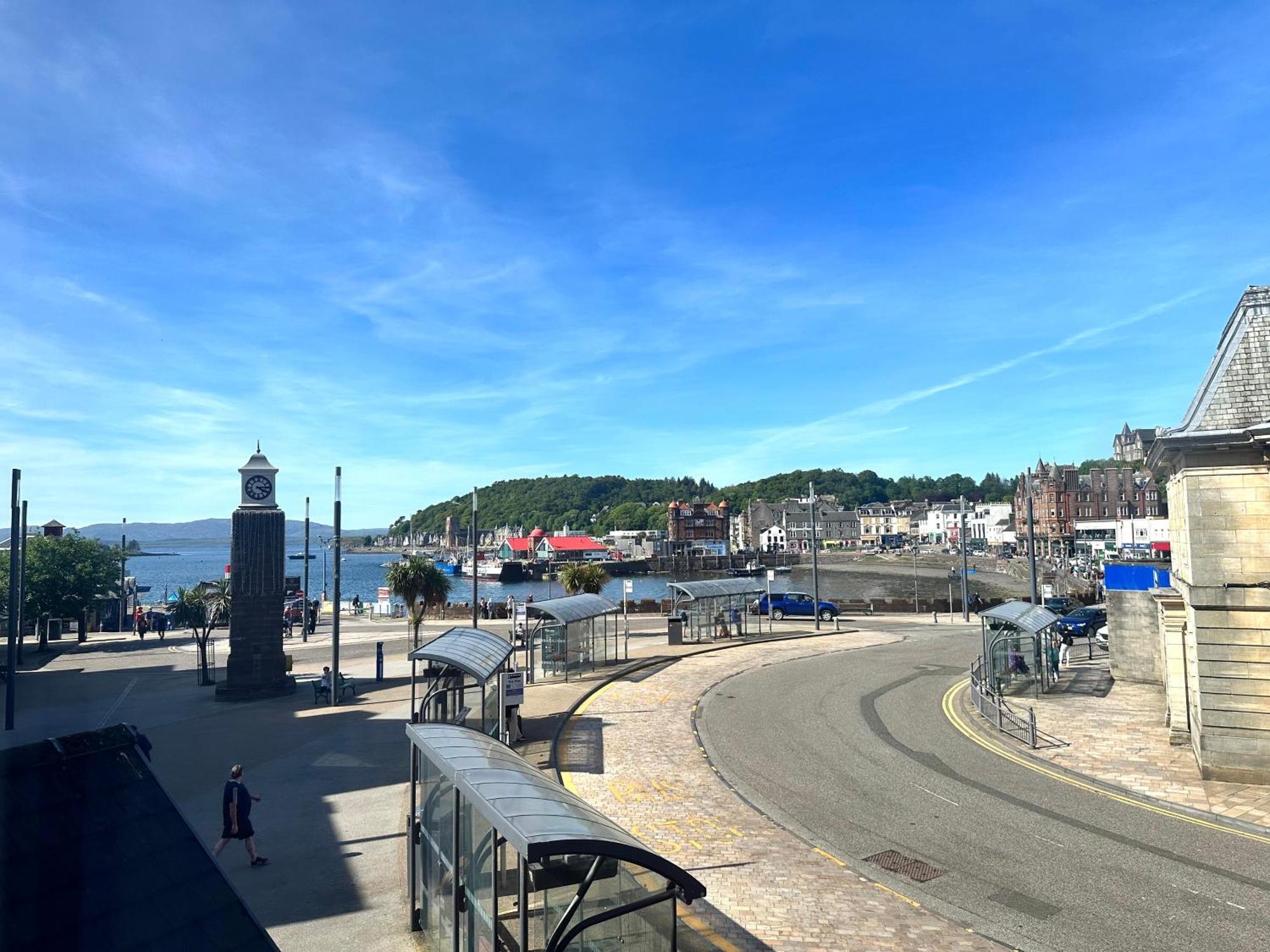 Kilmartin Court - No3 By The Sea & No2 With A View - Free Parking Apartment Oban